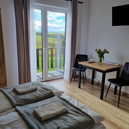 Apartamento Dom Na Ubocy Groń Exterior foto