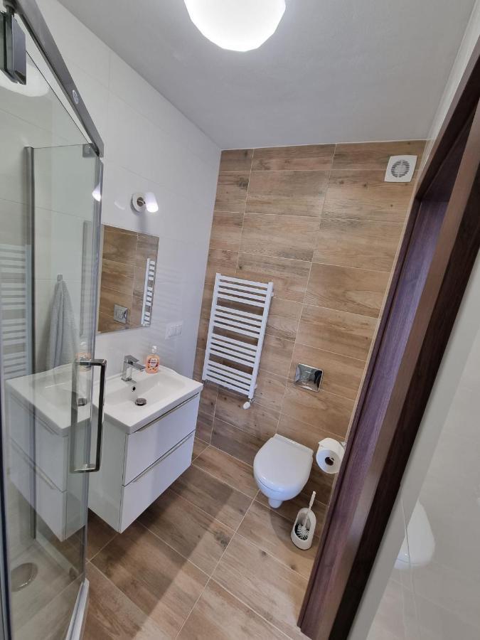 Apartamento Dom Na Ubocy Groń Exterior foto